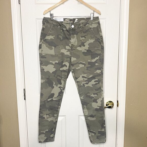 Seven7 Womens Size 12 Utility Ankle Skinny Jeans Green Camo Pockets Stretch - Picture 1 of 10